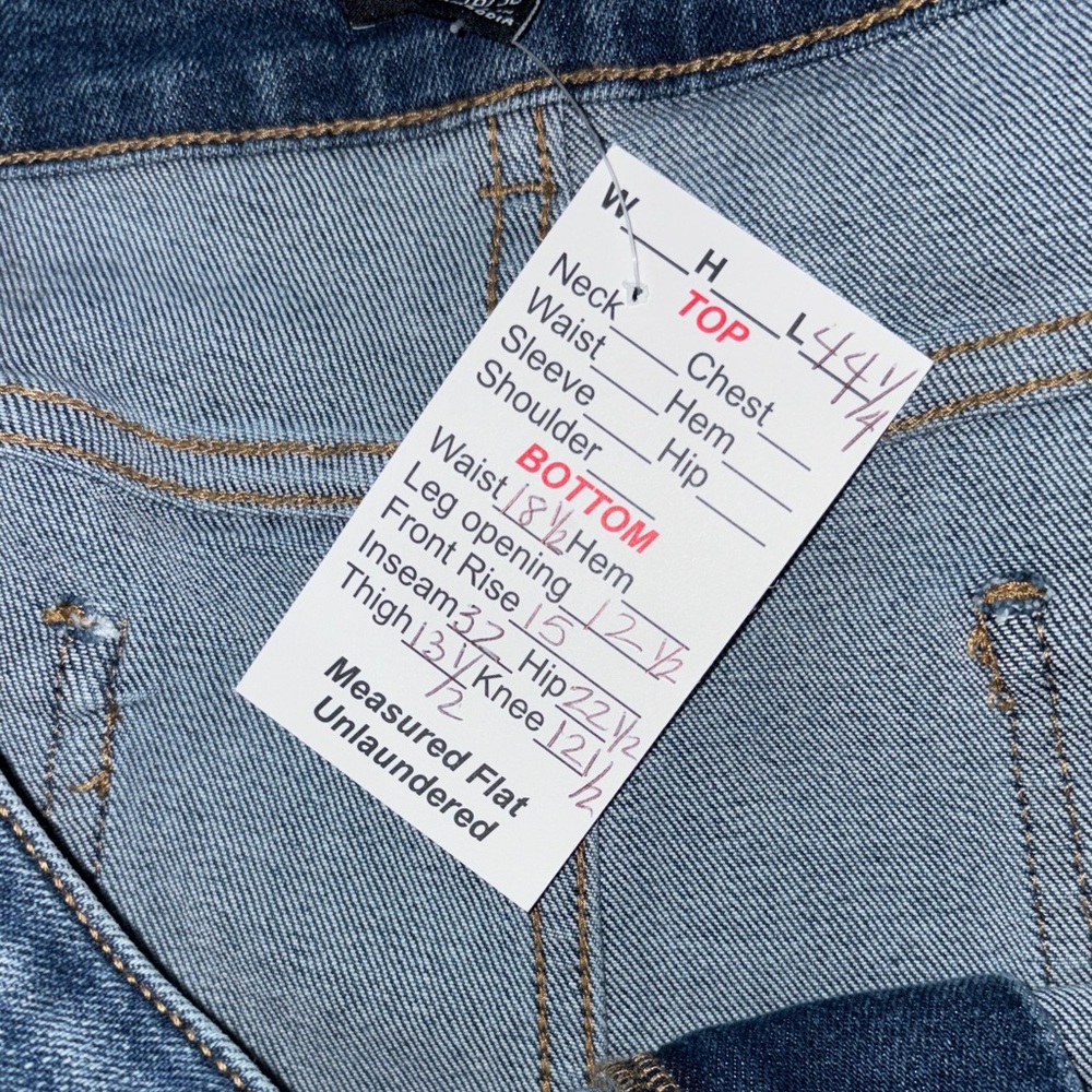 Well Worn Women's Wide-Leg Jeans in Blue. D2 - Picture 6 of 6